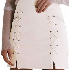 🎉HP 🎉Highwaisted Faux Suede Mini Skirt